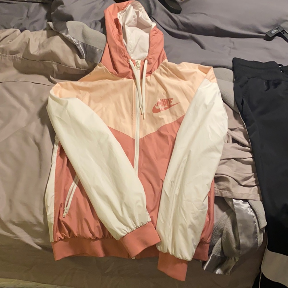 Nike Windrunner - image 1